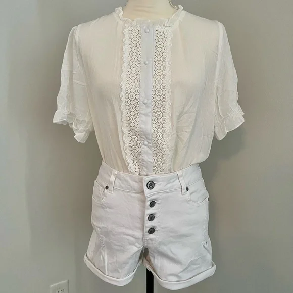 White Bohemian Top - Picture 1 of 3